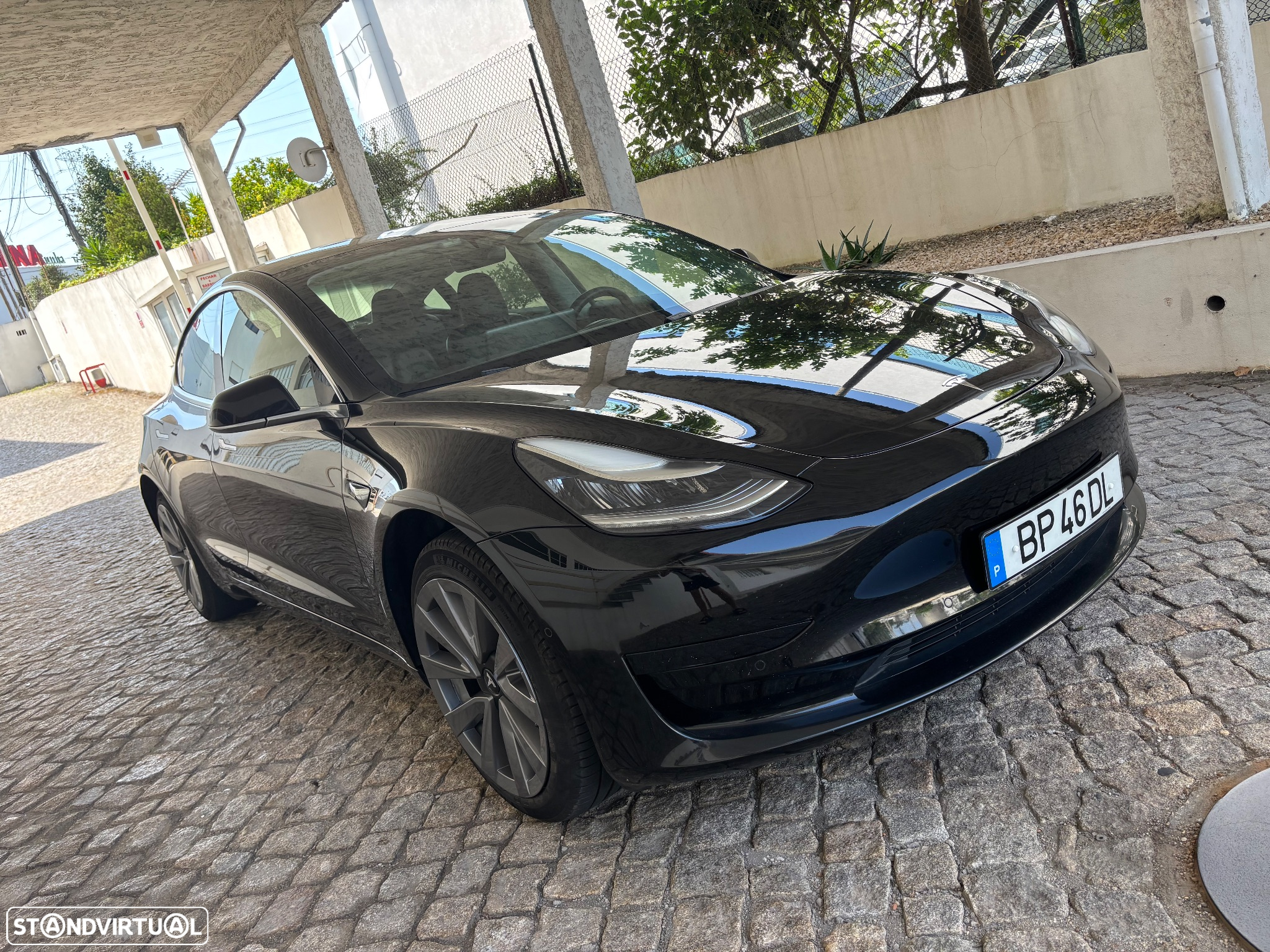Tesla Model 3 Standard Range Plus RWD - 3