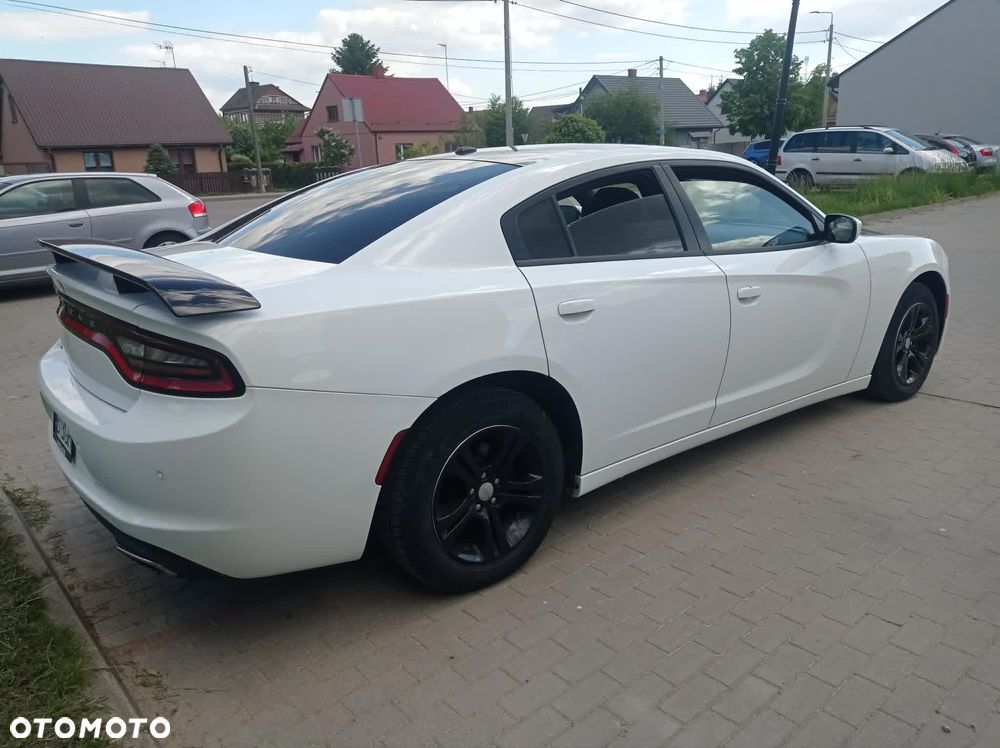 Dodge Charger 3.6 GT - 8