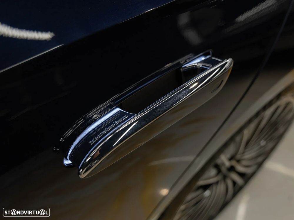 Mercedes-Benz E 300 e Station - 16