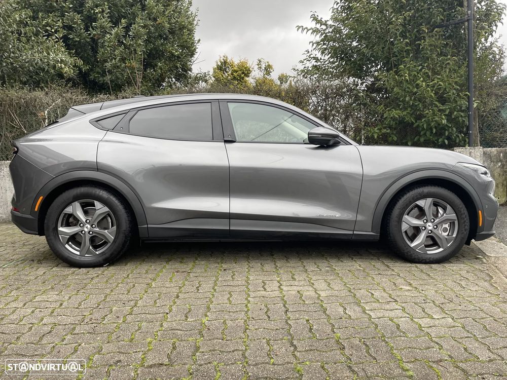 Ford Mustang Mach-E Standard - 6