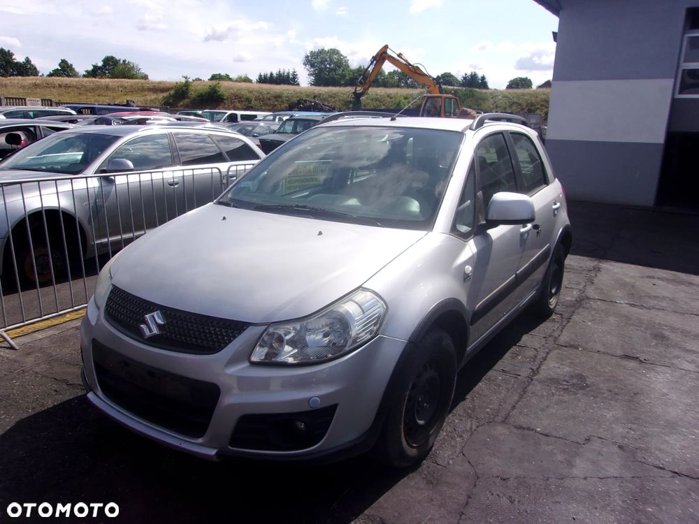 DRZWI Przod Prawe Lewe Suzuki SX4 Lift