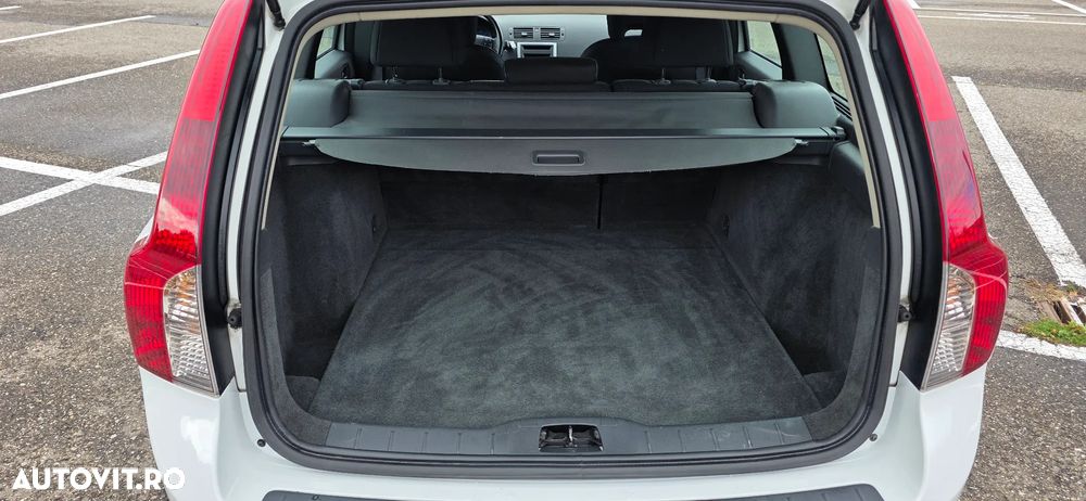 Volvo V50 D2 Business Edition - 16