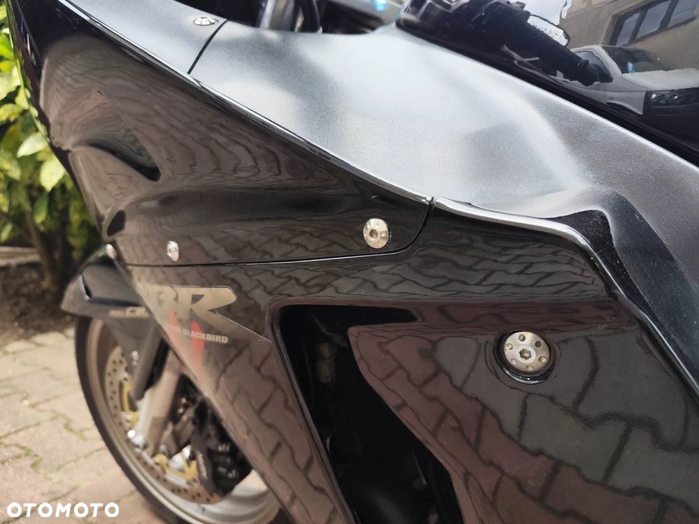 Honda CBR - 23