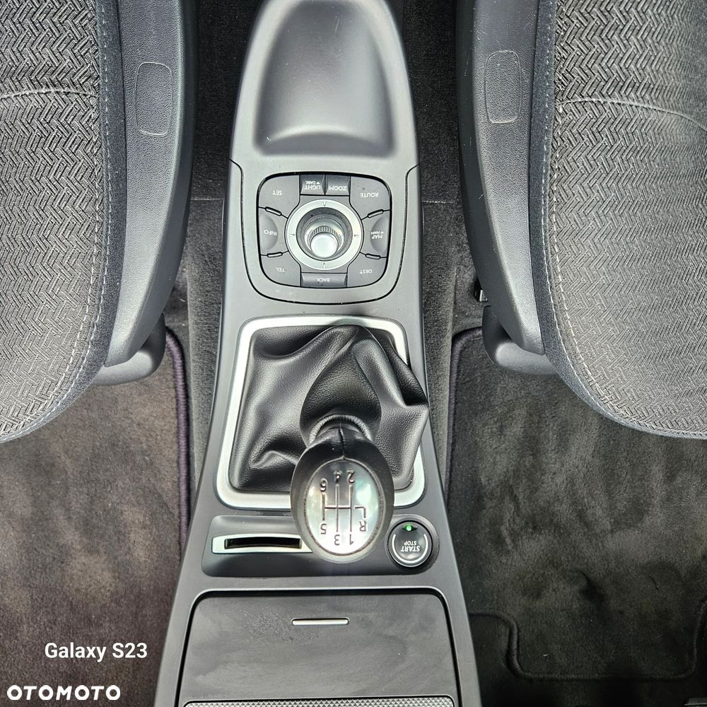 Renault Espace 2.0 Privilege - 33