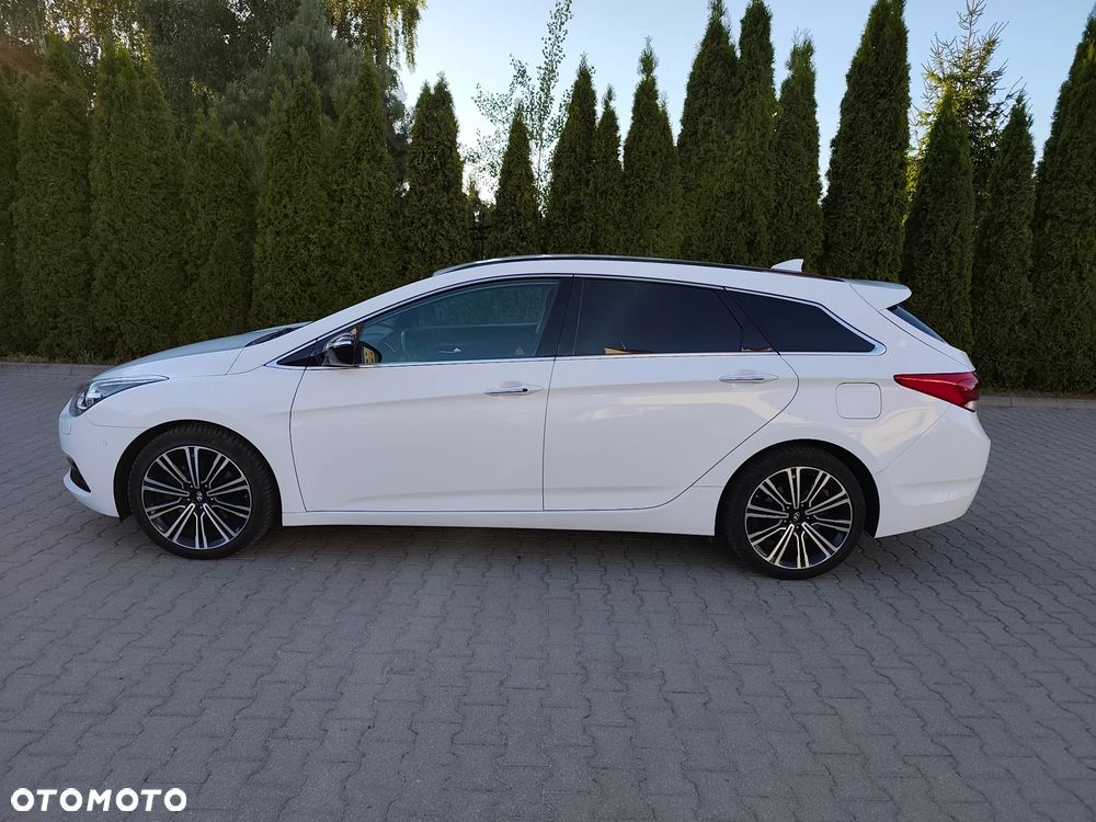 Hyundai i40 Kombi 1.7 CRDi DCT Premium - 8