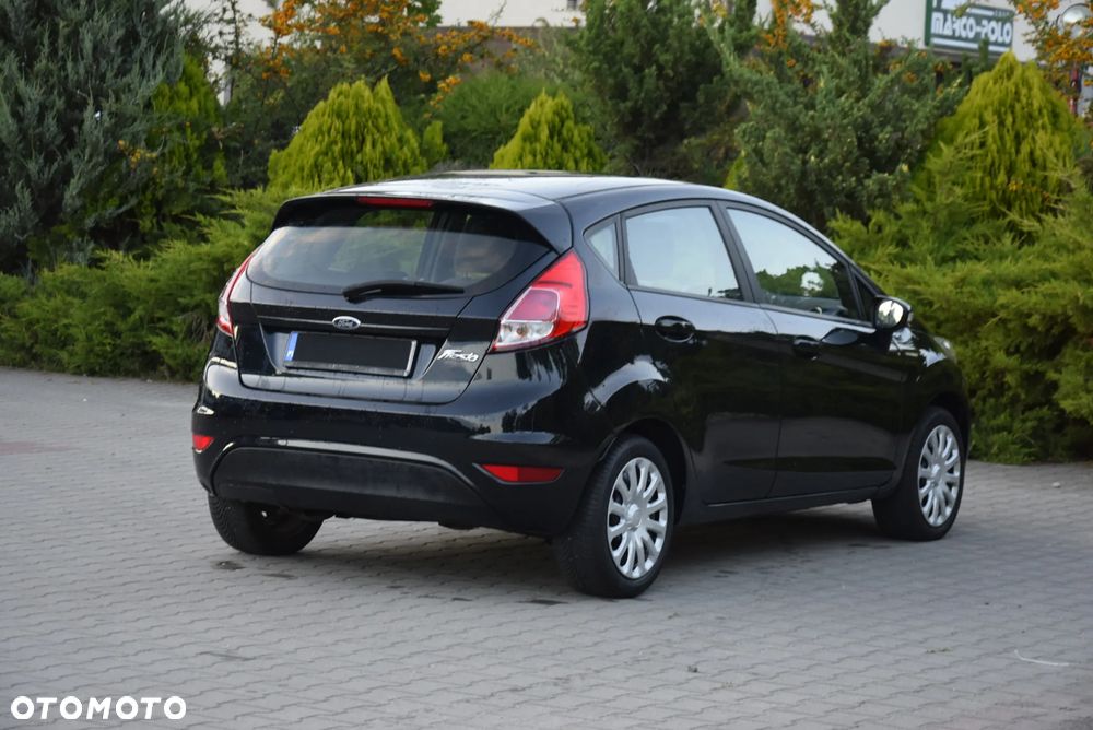 Ford Fiesta 1.25 Ambiente - 23