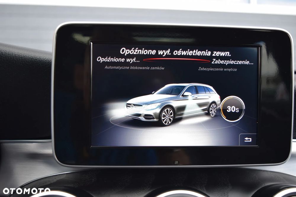 Mercedes-Benz Klasa C 200 9G-TRONIC AMG Line - 27
