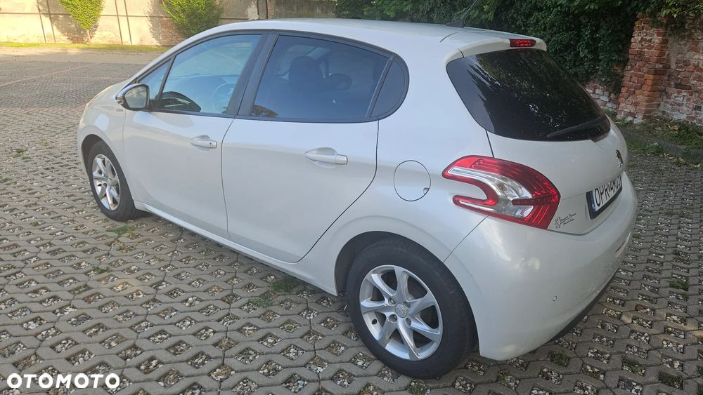 Peugeot 208 1.2 PureTech Active - 27