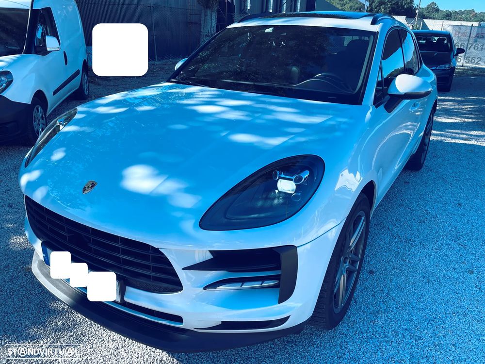 Porsche Macan - 1