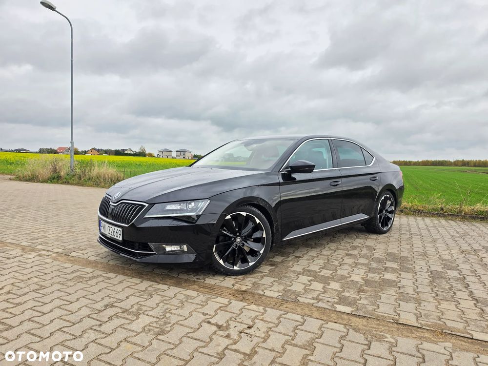 Skoda Superb 2019 photo 3