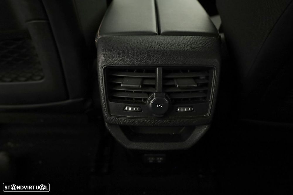 Peugeot 3008 1.2 PureTech GT EAT8 - 22