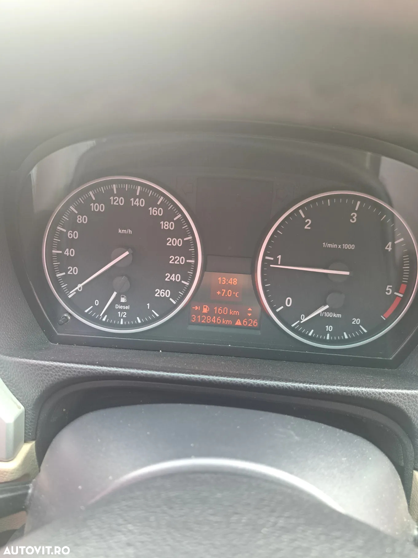 BMW Seria 3 318d - 13