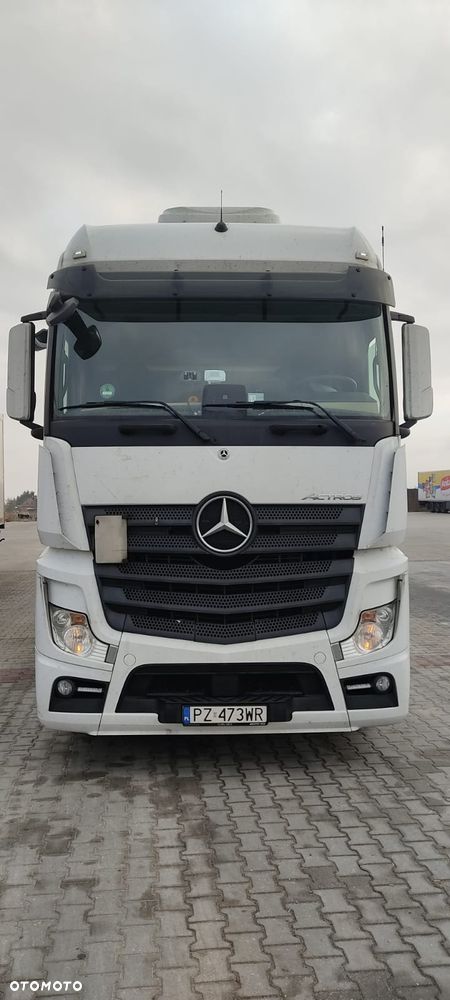 Mercedes-Benz Actros - 1