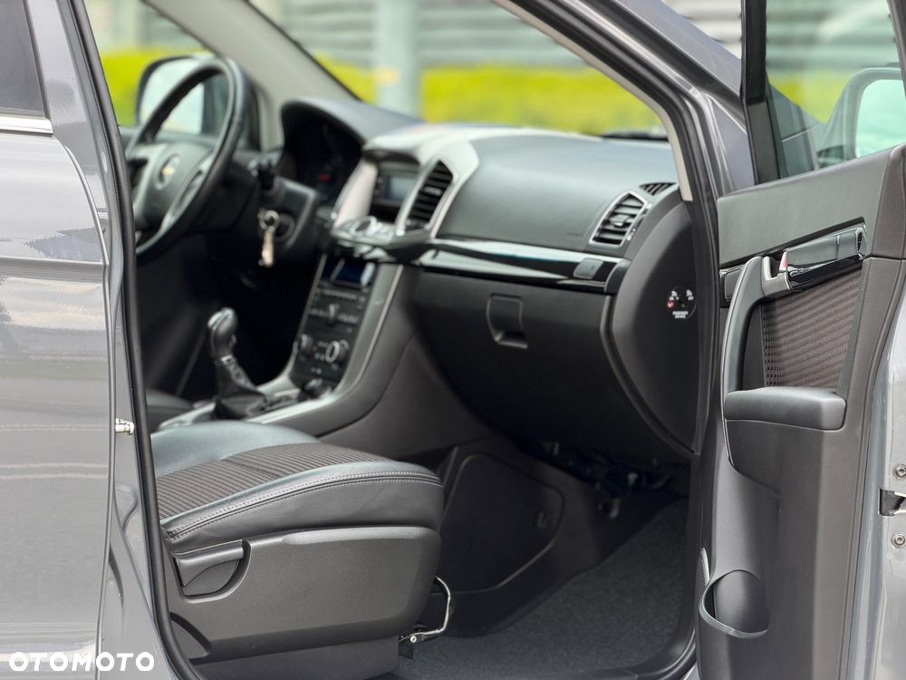 Chevrolet Captiva 2.4 LT - 23