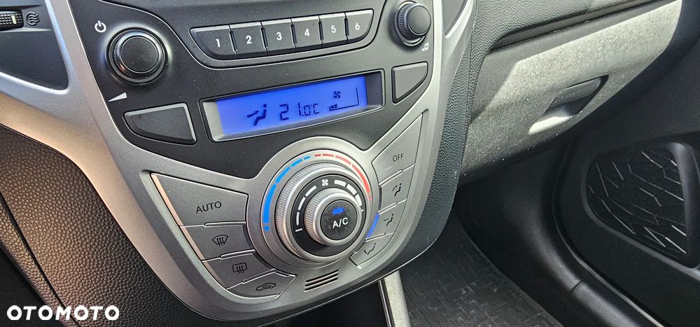 Hyundai ix20 1.4 blue Passion - 15