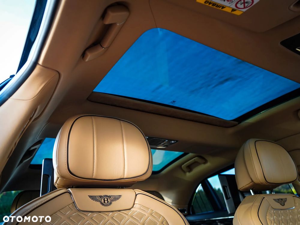 Bentley Flying Spur - 35