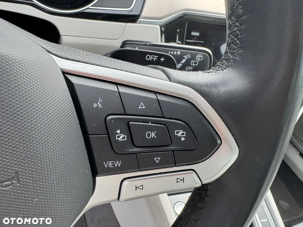 Volkswagen Passat - 30