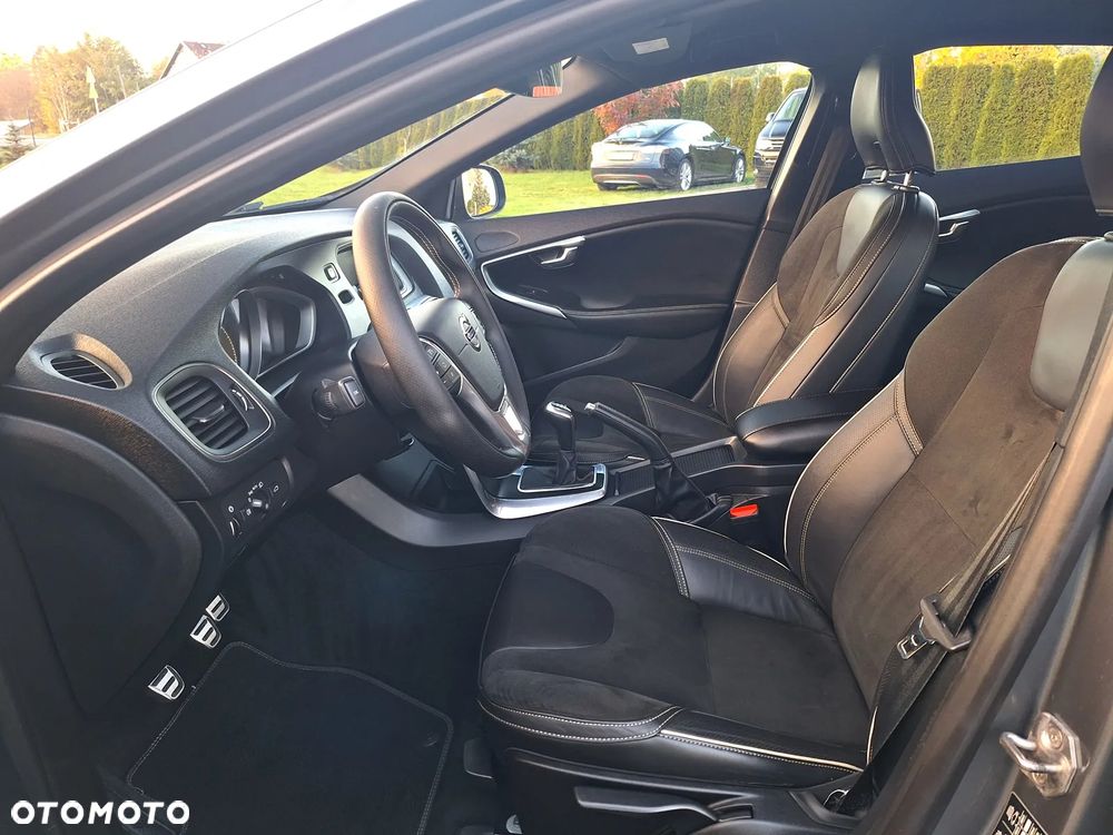 Volvo V40 - 20