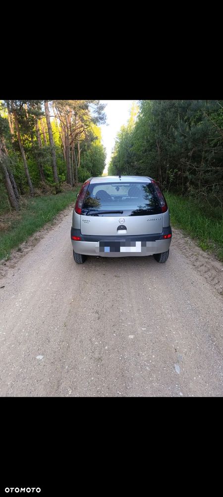 Opel Corsa - 3
