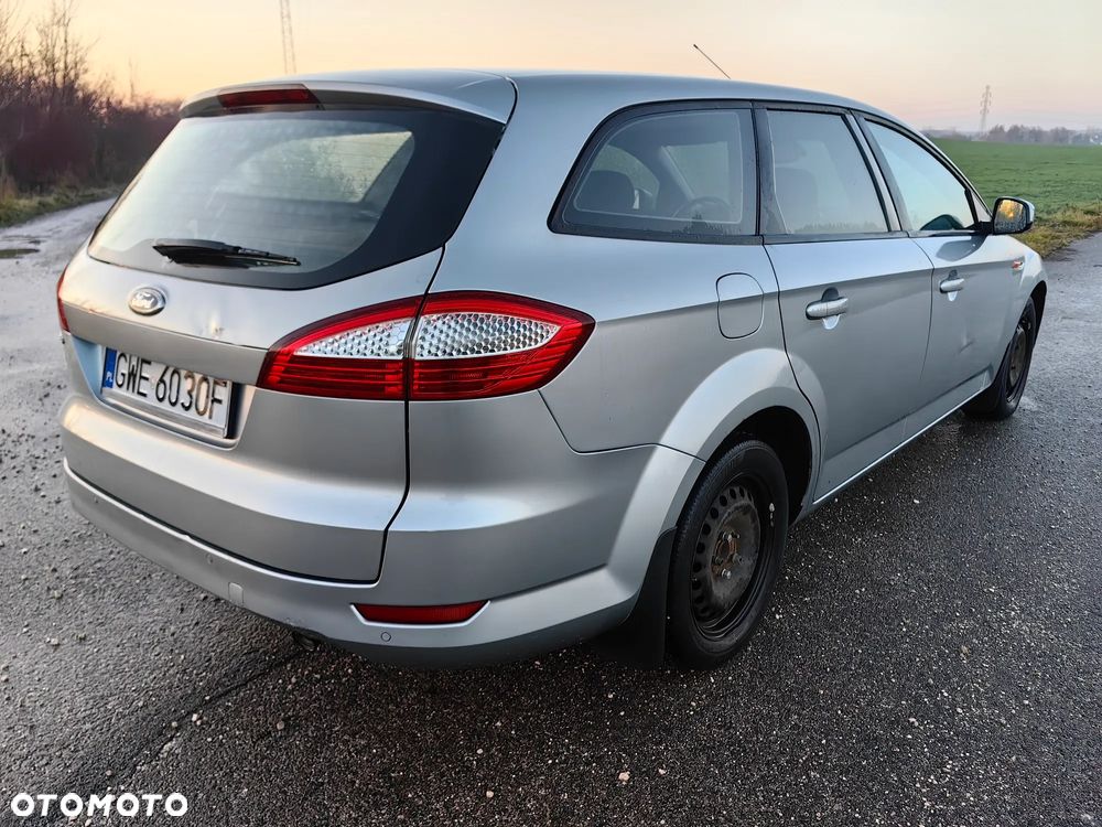 Ford Mondeo 2.0 Ambiente - 7