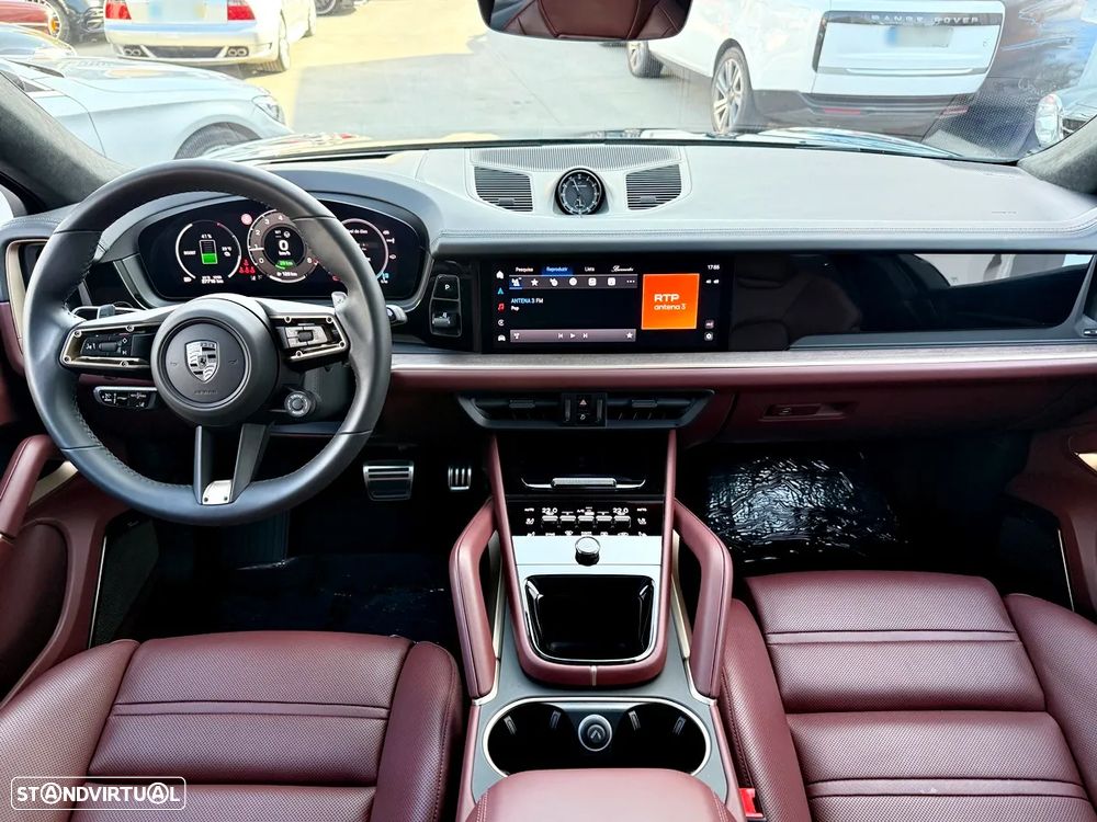 Porsche Cayenne Turbo E-Hybrid - 10