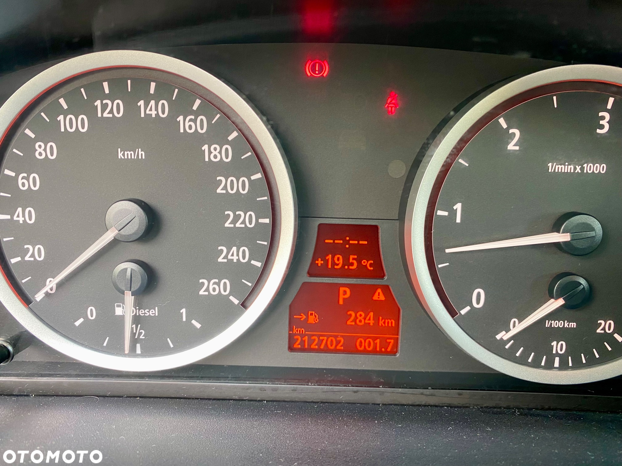 BMW Seria 5 530xd Touring - 12