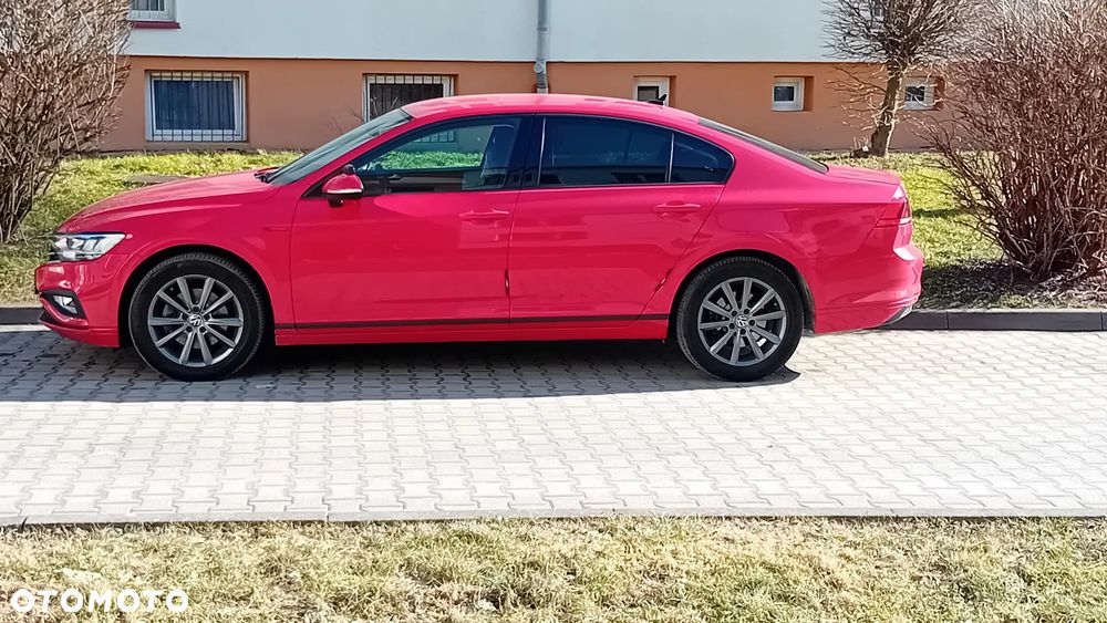 Volkswagen Passat 1.5 TSI EVO Essence DSG - 2