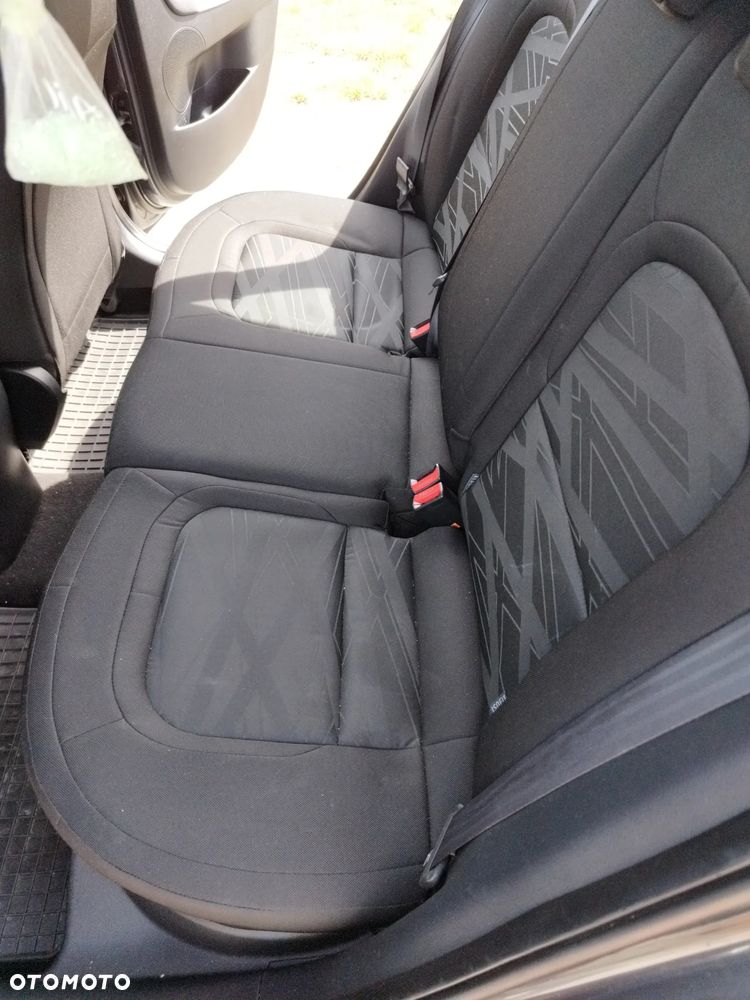 Kia Ceed 1.6 CRDi XL - 27