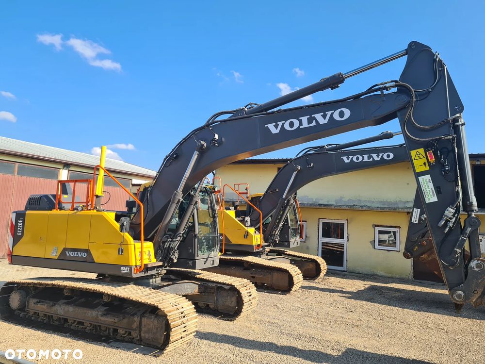 Volvo EC 220 EL - 5