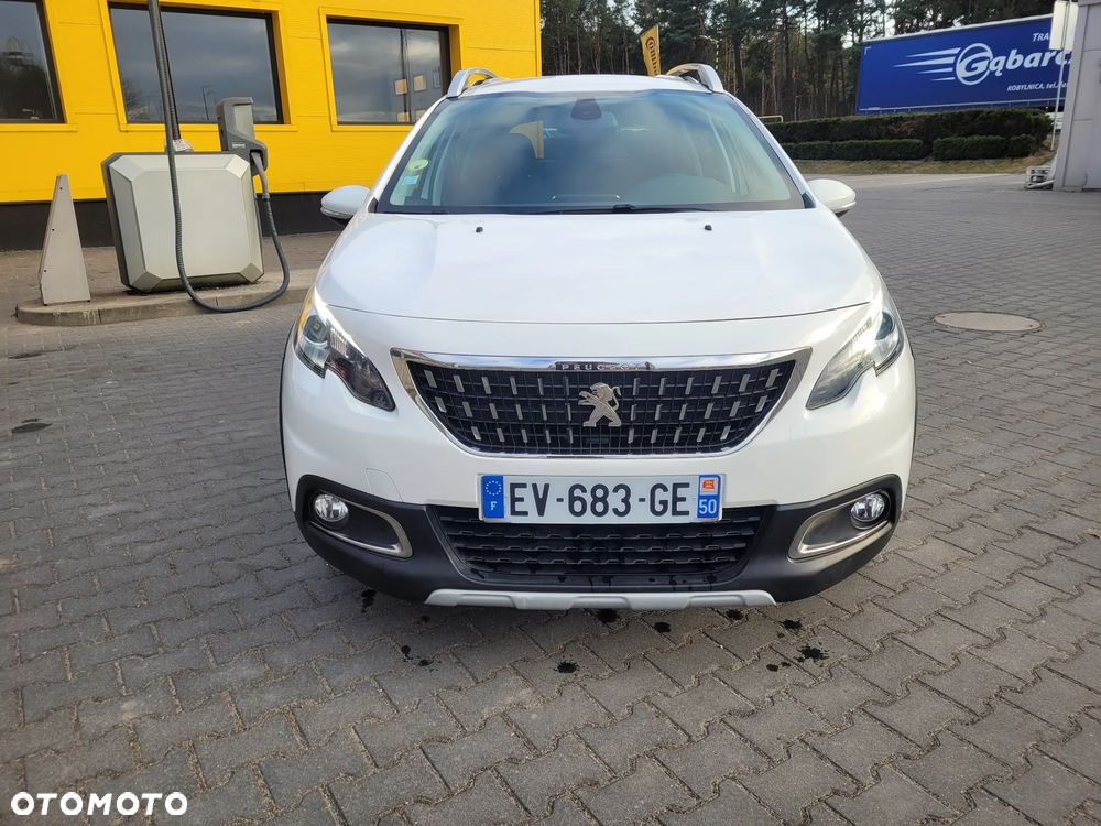 Peugeot 2008 BlueHDi 100 STOP & START Allure - 1