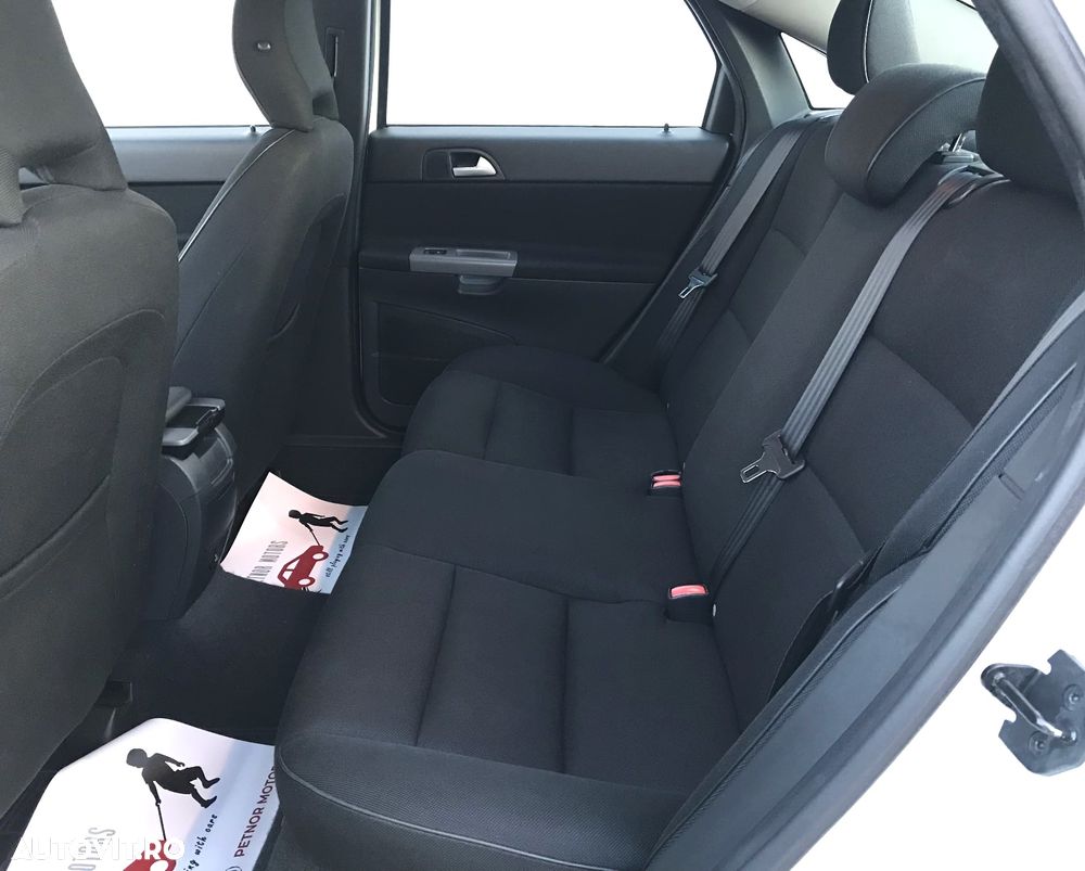 Volvo S40 DPF DRIVe Kinetic - 14