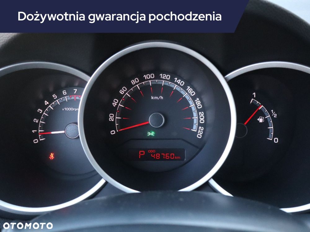 Kia Venga - 13