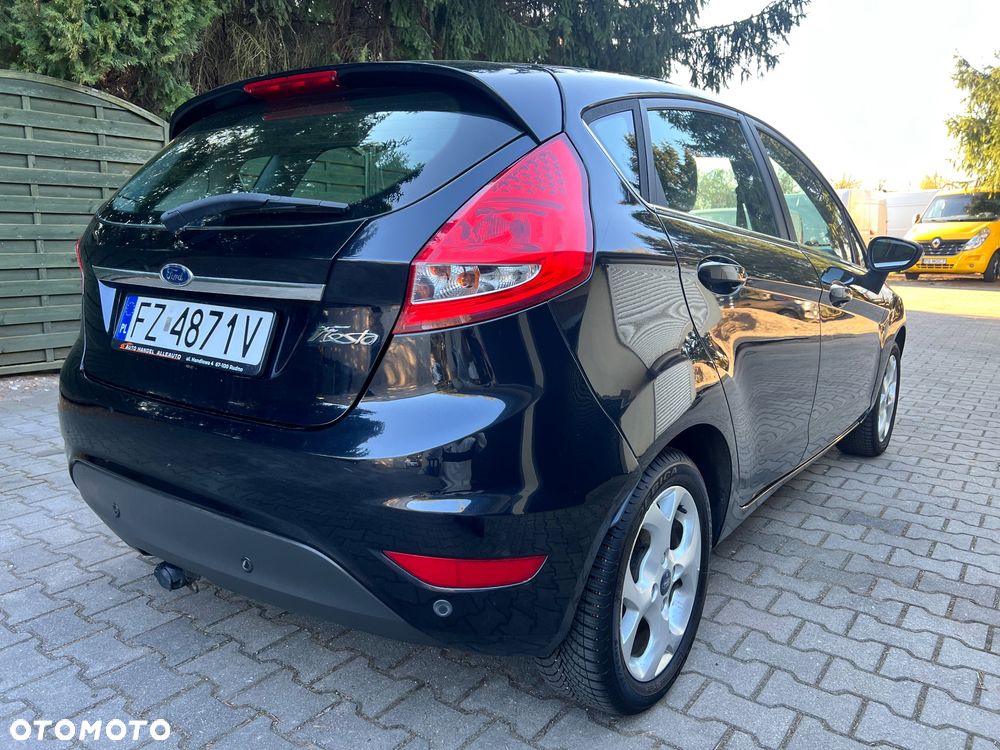 Ford Fiesta - 8