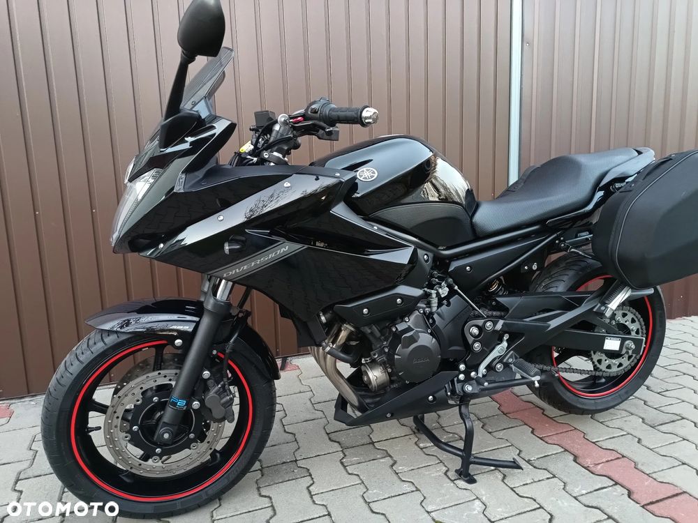 Yamaha XJ - 16
