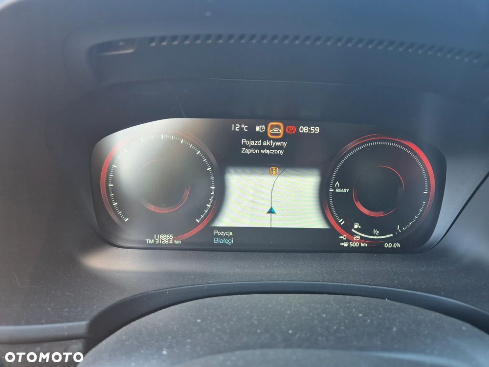 Volvo V90 T8 AWD Plug-In Hybrid Momentum - 13