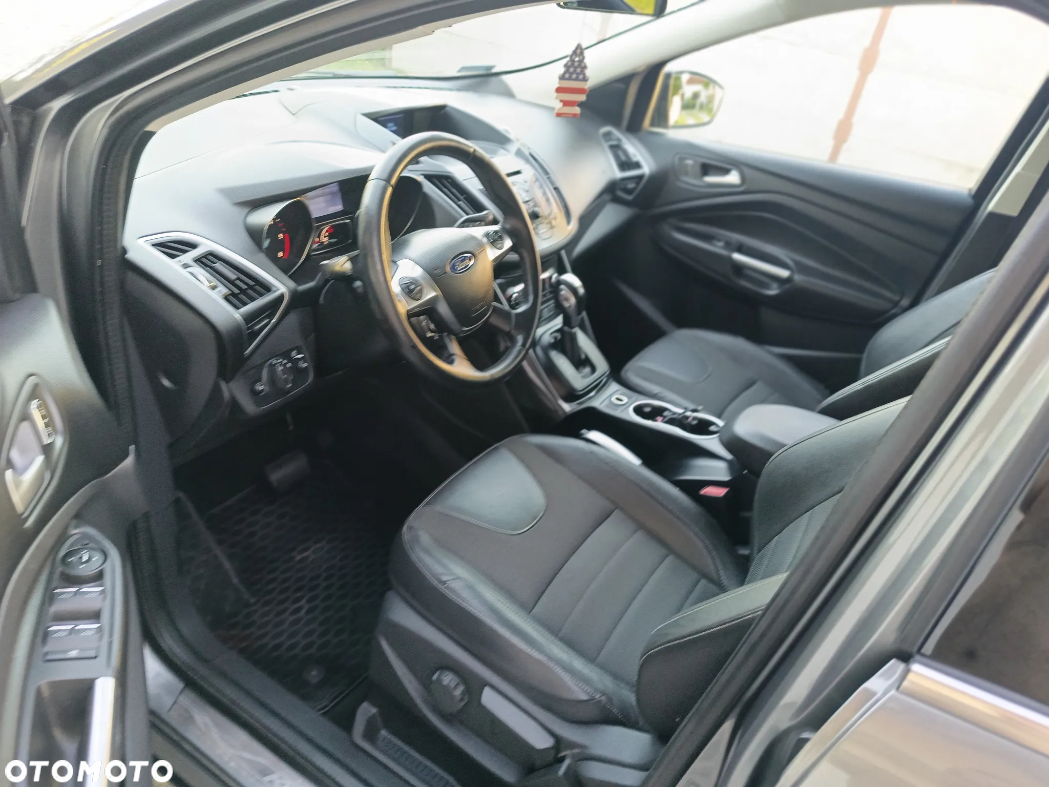 Ford Kuga 2.0 TDCi 4WD Titanium - 6