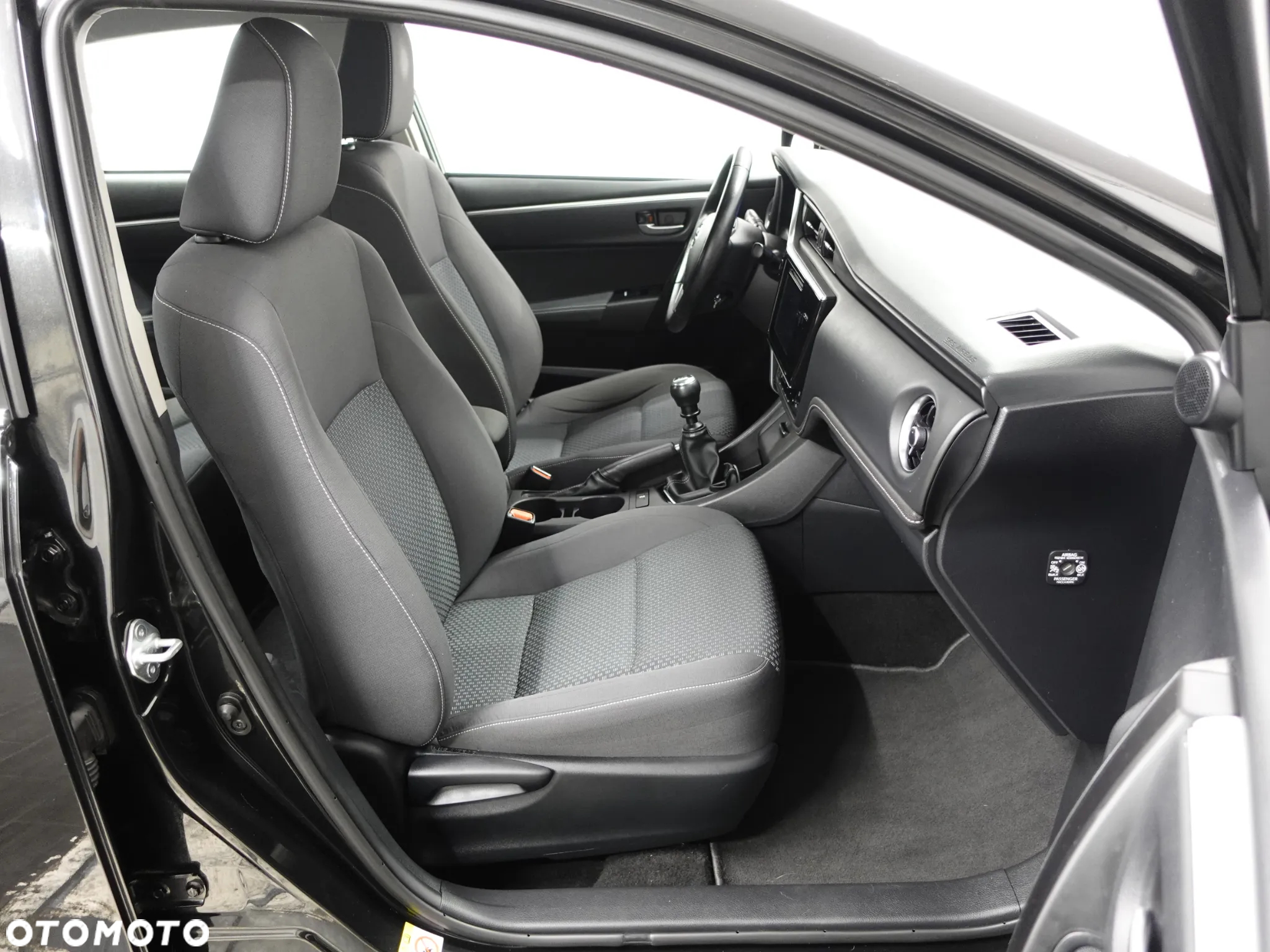 Toyota Corolla 1.6 Valvematic Edition - 25