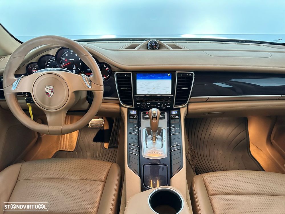 Porsche Panamera 4 PDK - 20