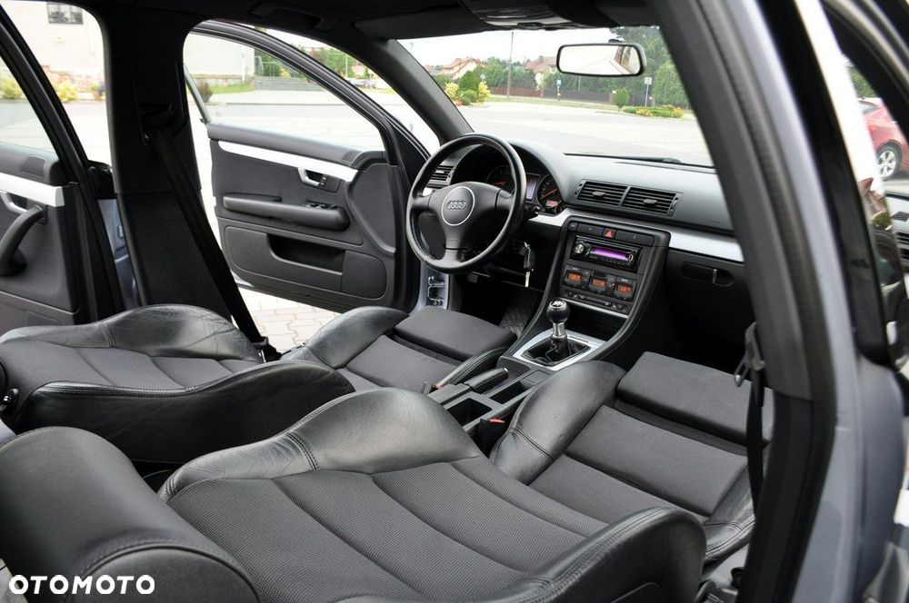 Audi A4 Limousine - 24