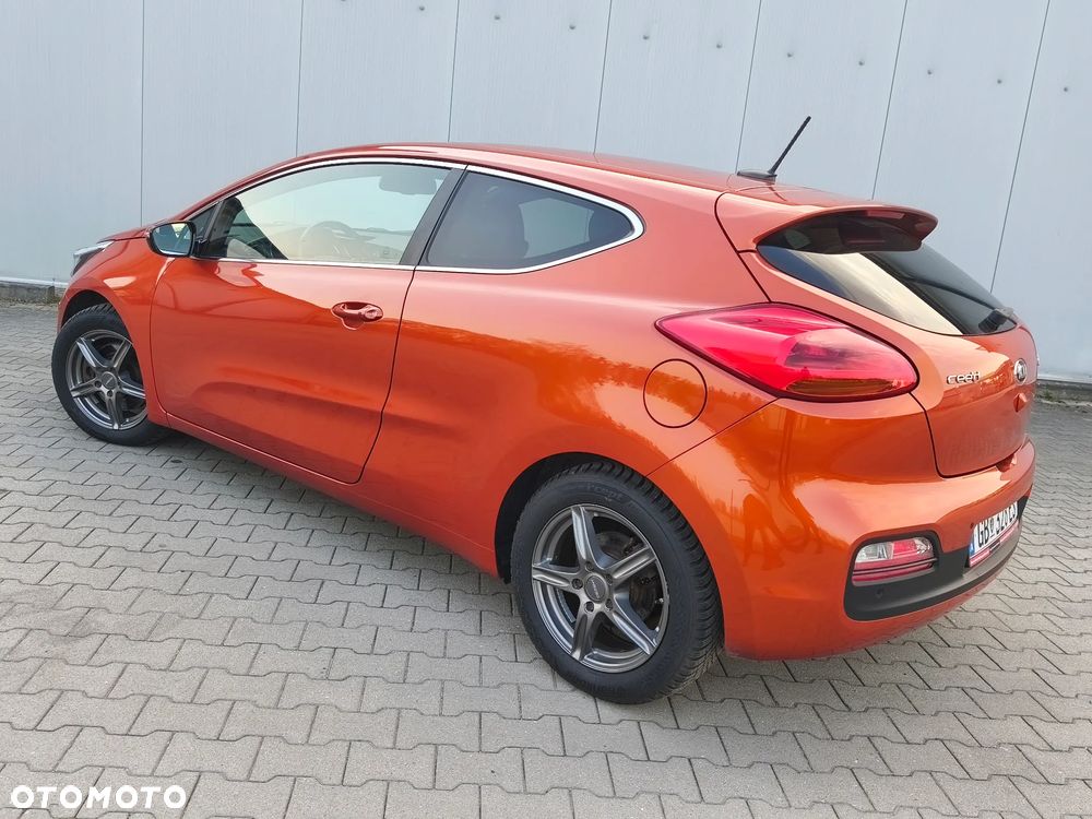 Kia ProCeed 1.6 GDI Spirit - 22