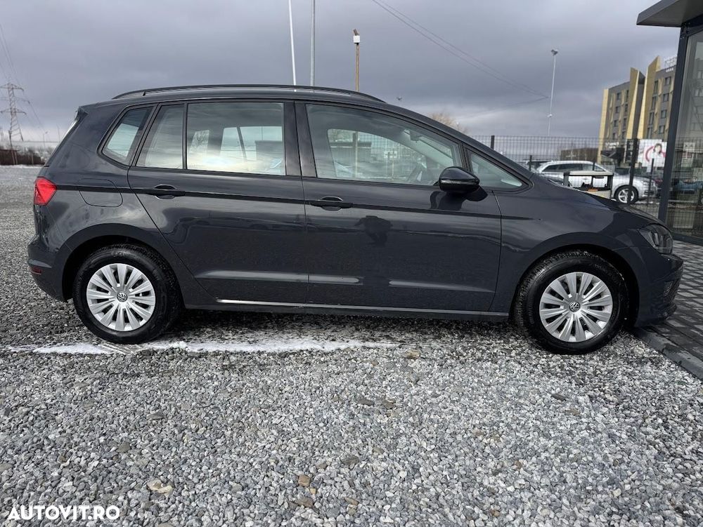 Volkswagen Golf Sportsvan - 10