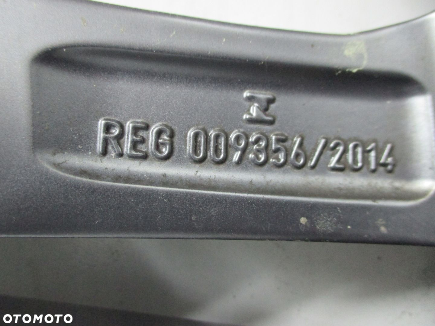 FELGA VOLKSWAGEN VW ARTEON 3G8 18" 8J ET40 - 8