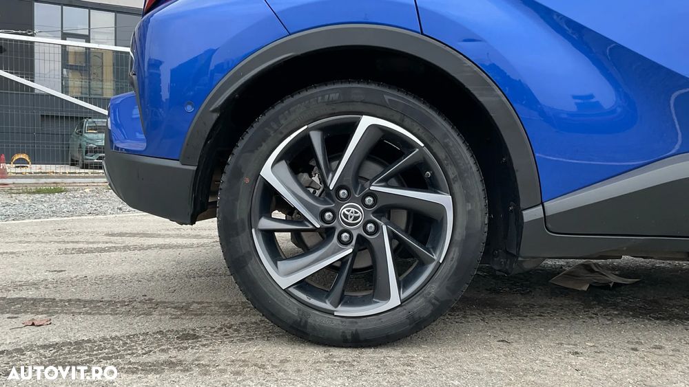 Toyota C-HR 2.0 HSD 184 CP 4x2 CVT C-ult Style bi-tone - 18