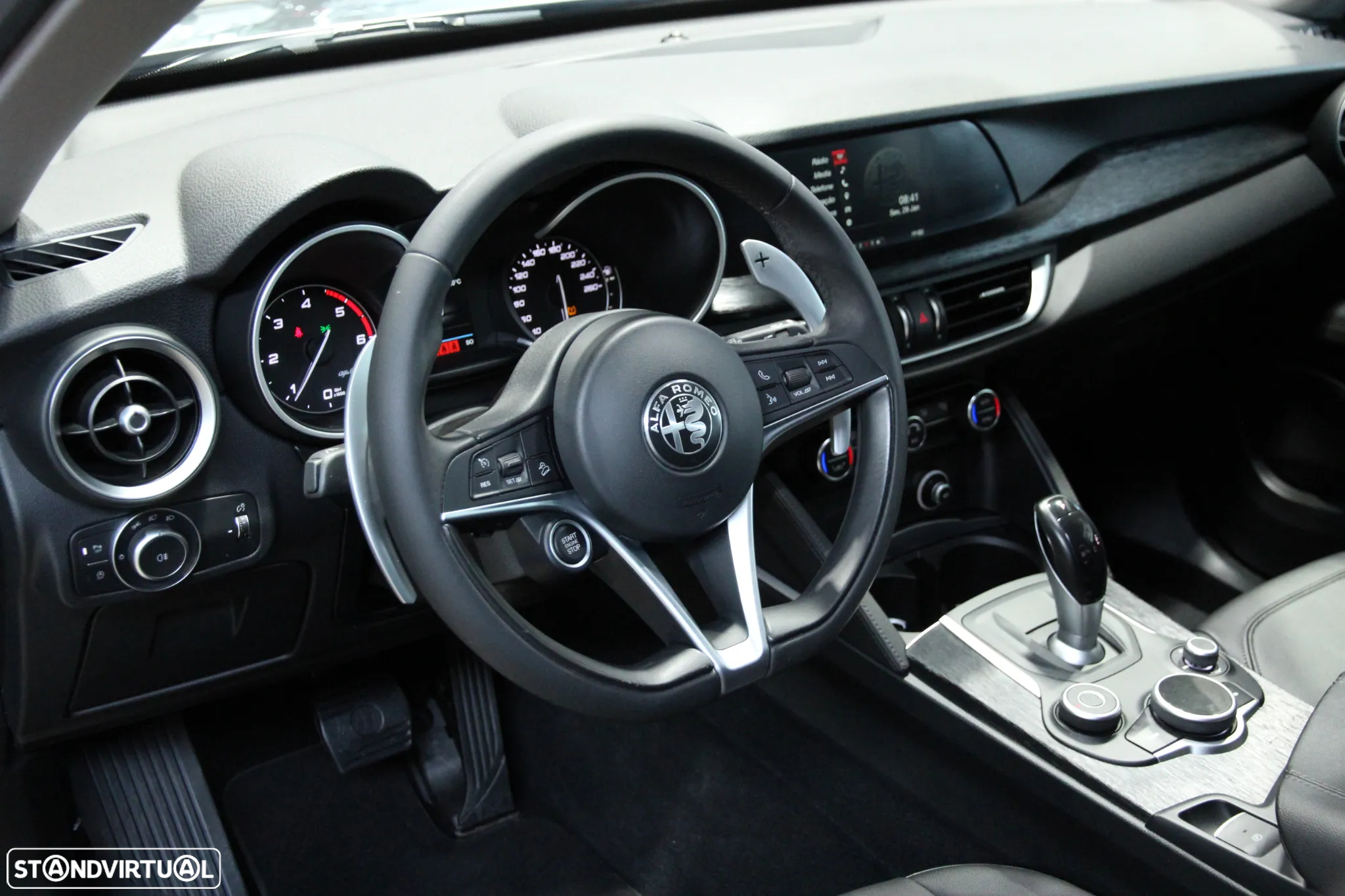 Alfa Romeo Stelvio 2.2 D AT8 - 12