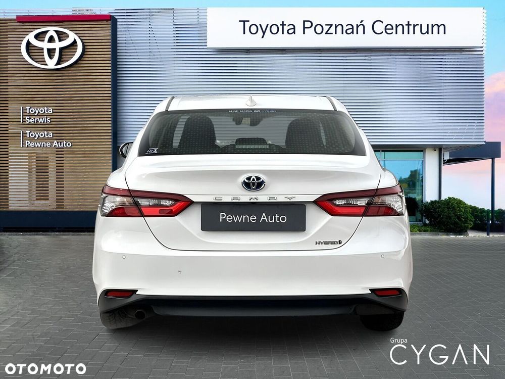 Toyota Camry 2.5 Hybrid Comfort CVT - 4