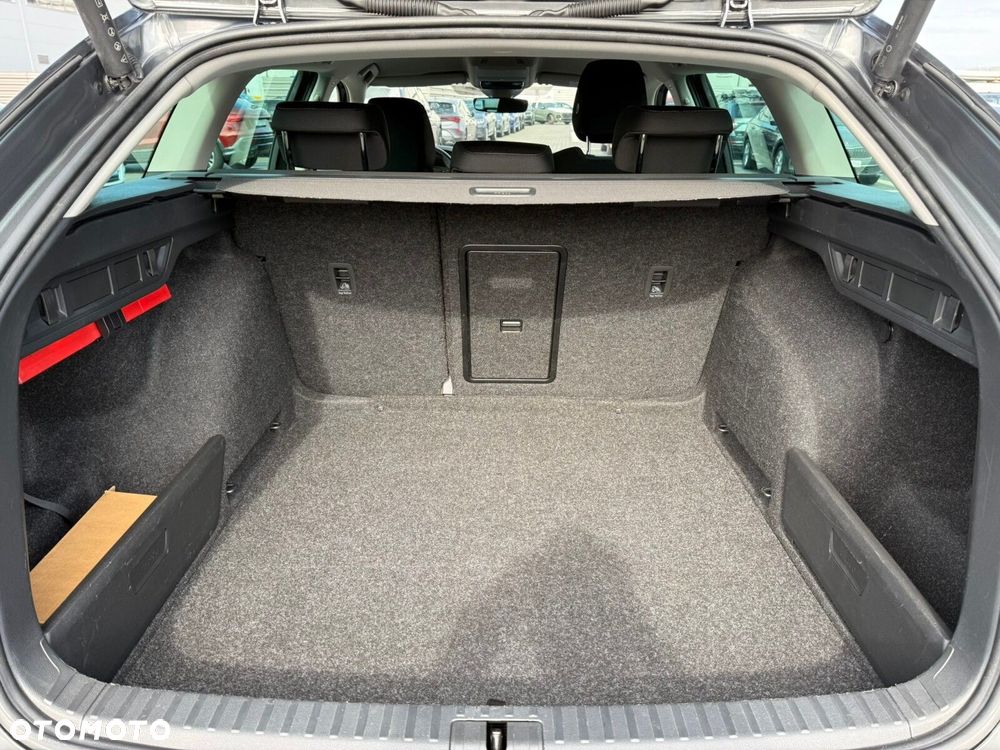 Skoda Octavia 1.5 TSI e-Tec Ambition DSG - 28
