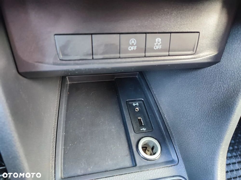 Volkswagen CADDY - 22