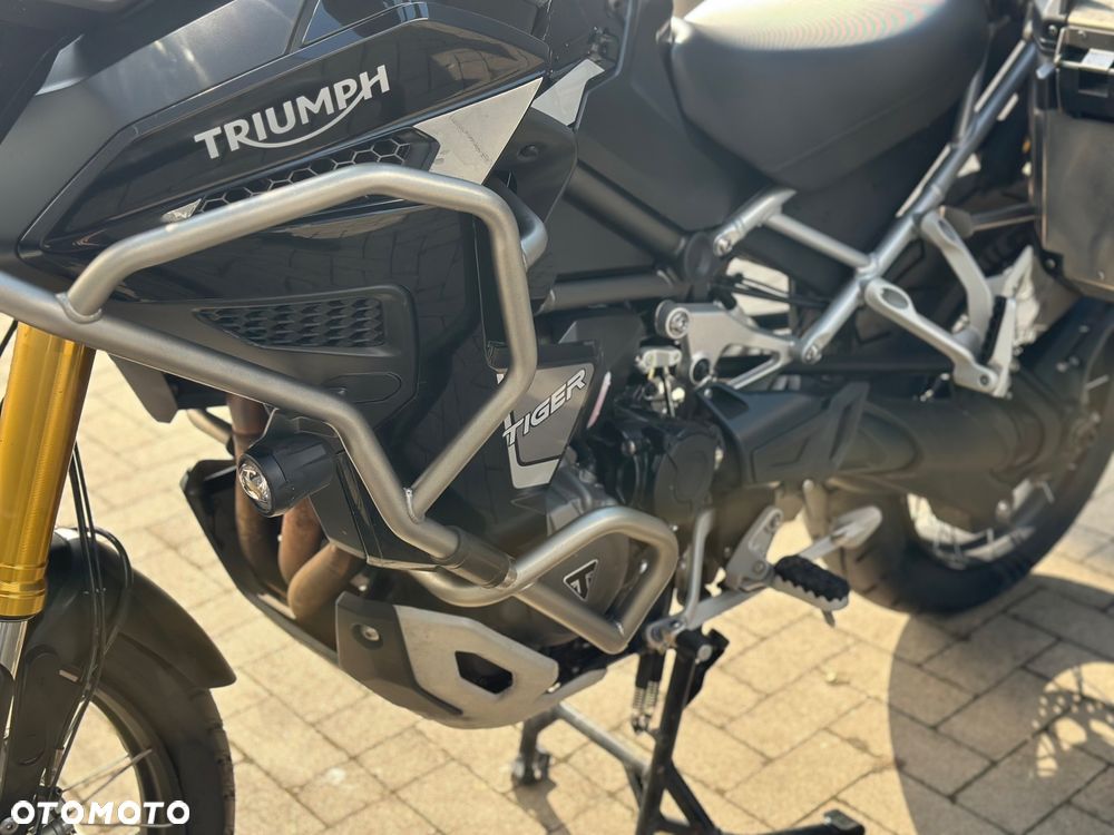Triumph Tiger - 24