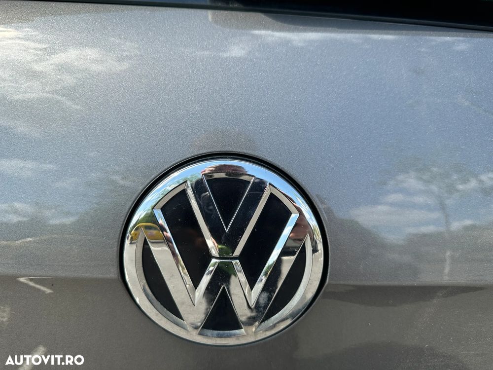 Volkswagen Golf 2.0 TDI DPF BMT DSG Highline - 9
