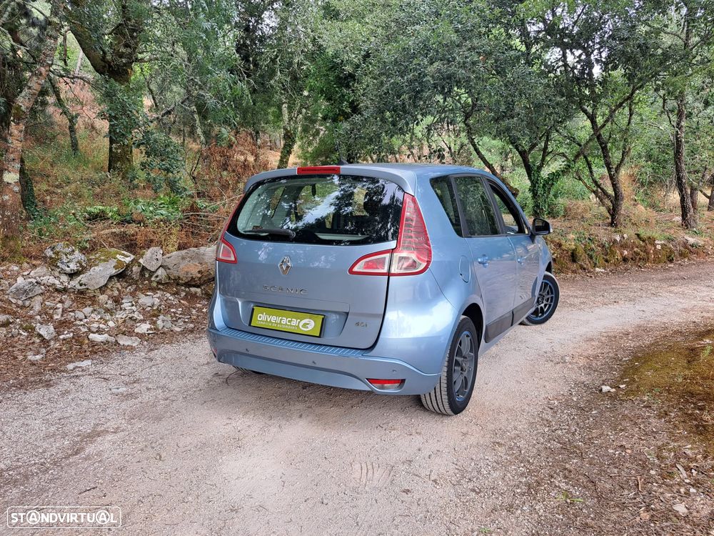 Renault Scénic 1.5 dCi Authentique - 22